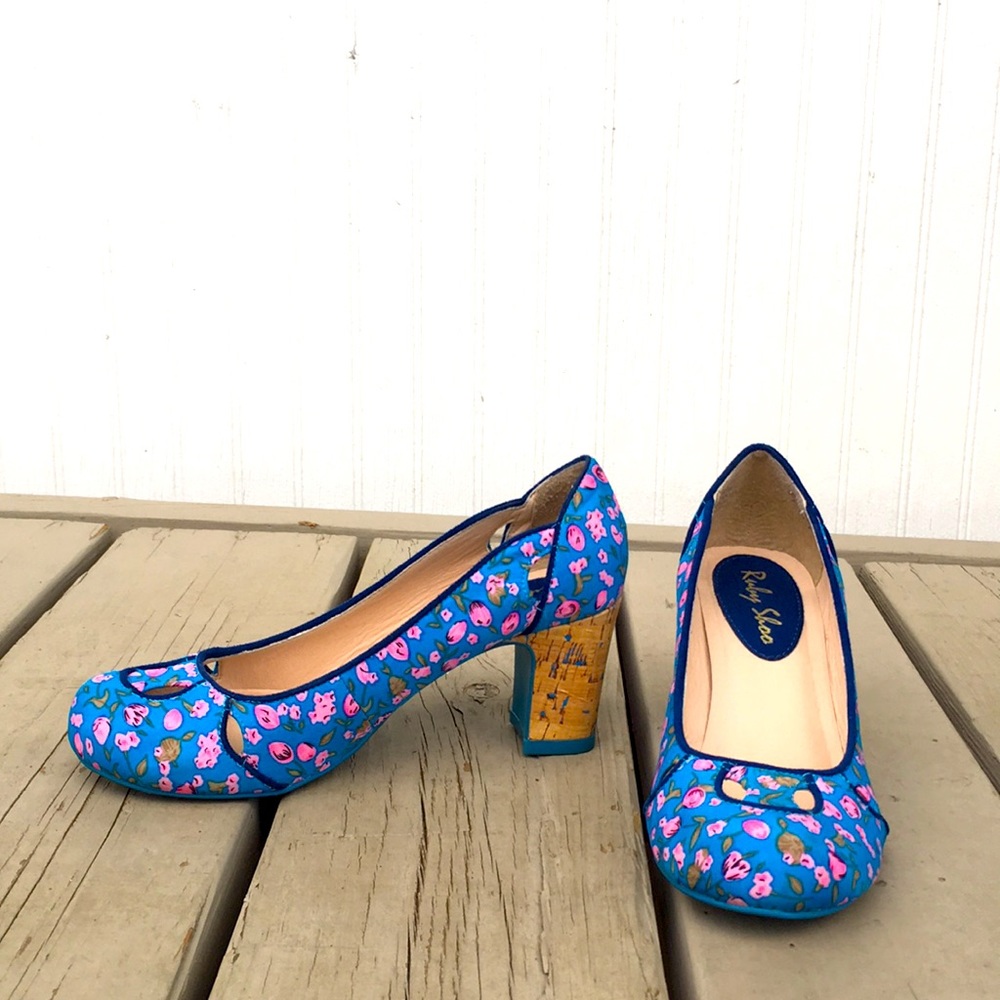 Ruby Shoo Floral Pump blue with pink flowers